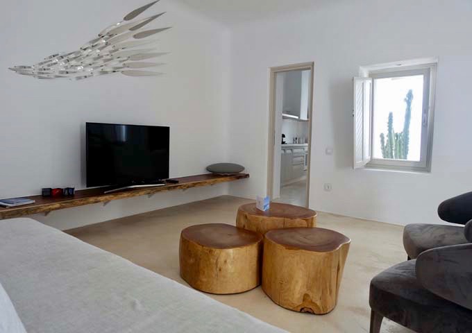 The villa's living room has a contemporary design.