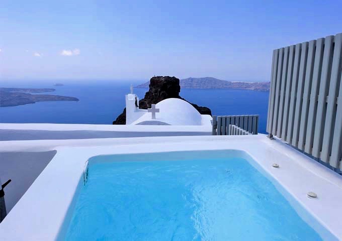 The plunge pool offers excellent caldera views.