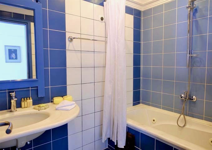 Most suites have a bathtub-shower combo.
