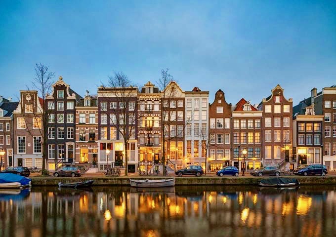 Review of Ambassade Hotel in Amsterdam.