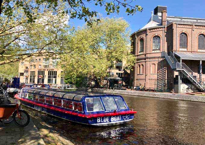 Blue Boat canal cruise company offers popular cruises.