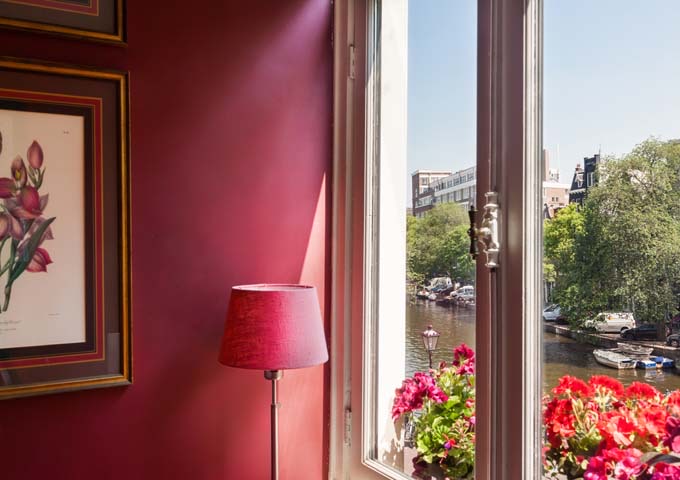 The compact Red Room overlooks the Singel canal.