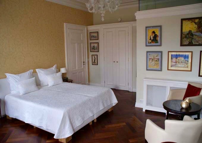 Van Gogh Suite is decorated with reproductions of the artist's famous works.