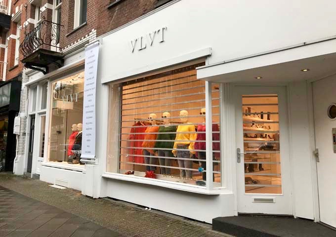 VLVT sells stylish womenswear.