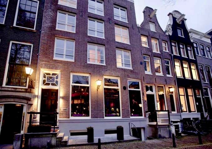 Review of Sebastian's Hotel in Amsterdam.