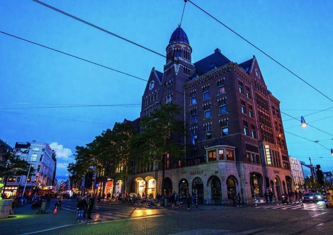 Review of Hotel TwentySeven in Amsterdam.