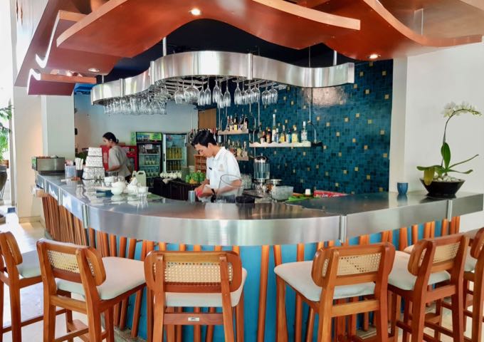 The bar is popular for its selection of cocktails and good coffee.
