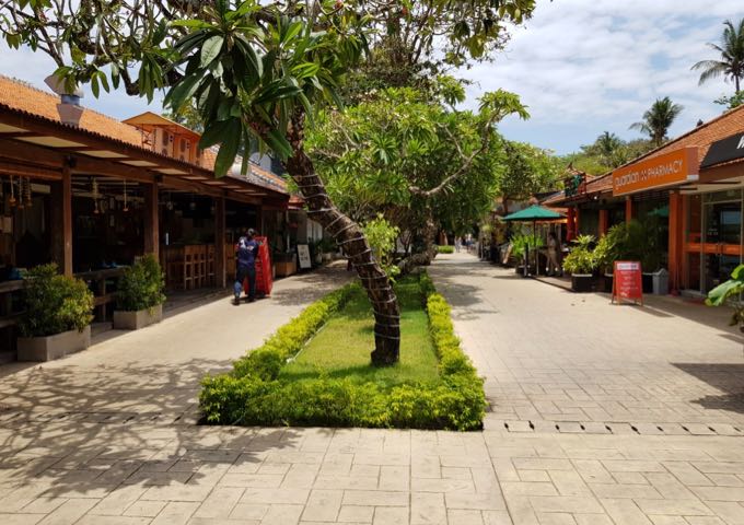 The delightful Bali Collection shopping arcade is a 15-minute drive away.