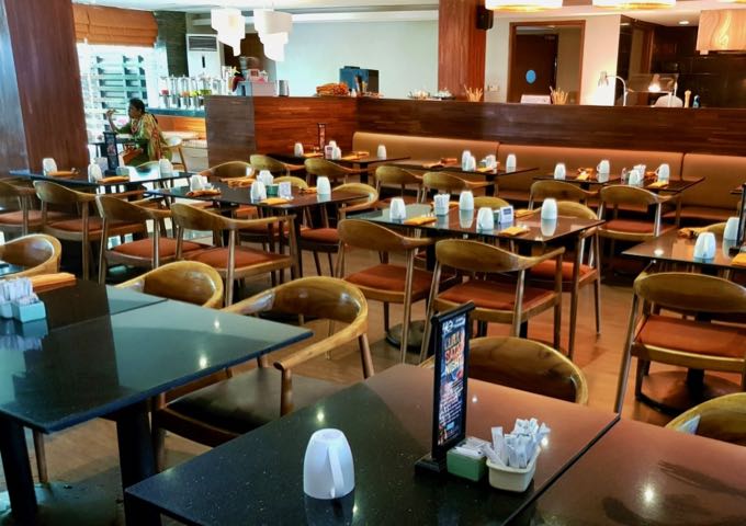 The Upper Deck at H2O is open all day and offers buffet with live music and dance.