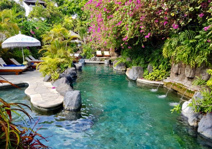 Review of Poppies Hotel in Bali.