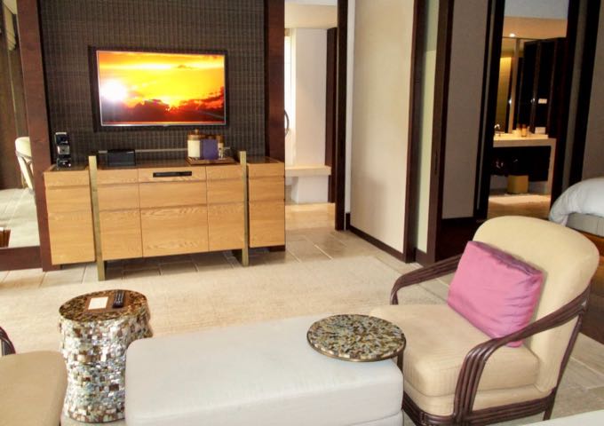 The brightly-furnished villas have a contemporary decor.