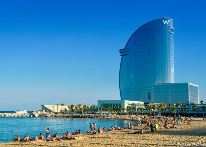 What is the best resort in Barcelona?