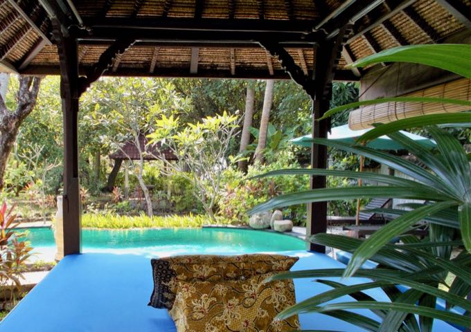 The private villa pools offer at least 1 gazebo alongside.