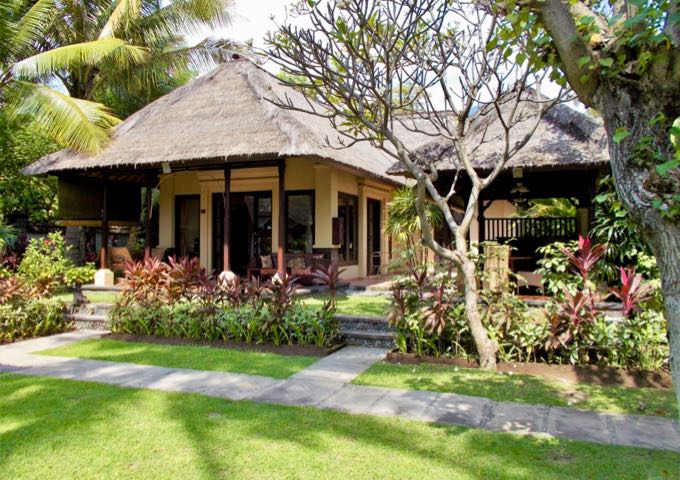 The huge villas can sleep up to 10 people.