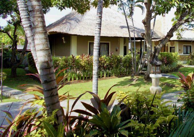 Traditional cottages feature thatched roofs.