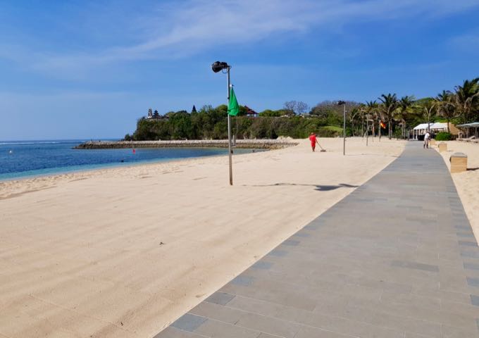 The beachside path in front of The Mulia resort connects to most places in Nusa Dua.