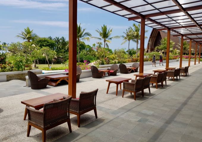 The INAYA Putri resort next door has several restaurants.