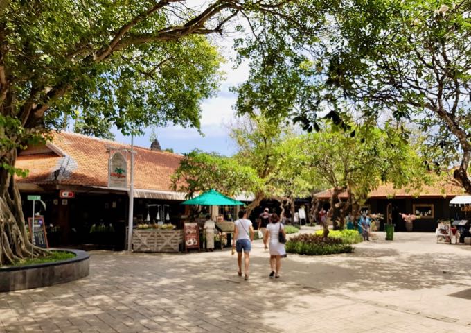 The delightful Bali Collection mall is an excellent place to shop.