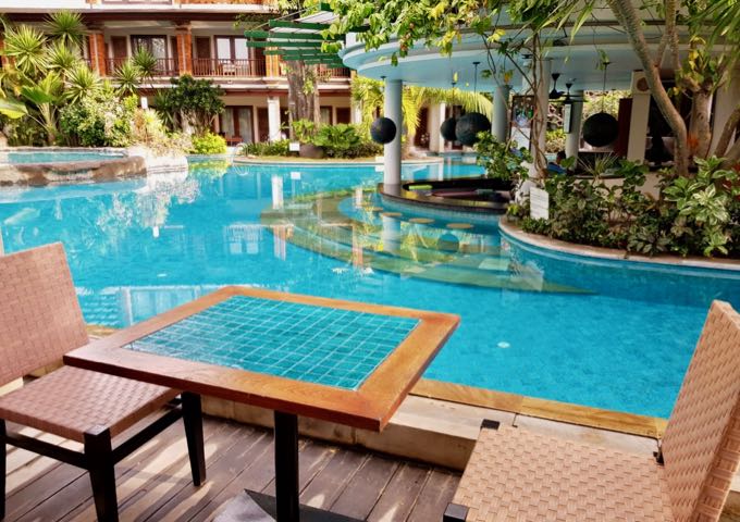 The Barong Pool Bar & Café offers junk foods and other casual meals.