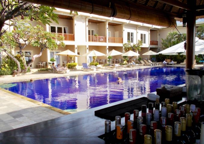 The main pool features a swim-up bar.