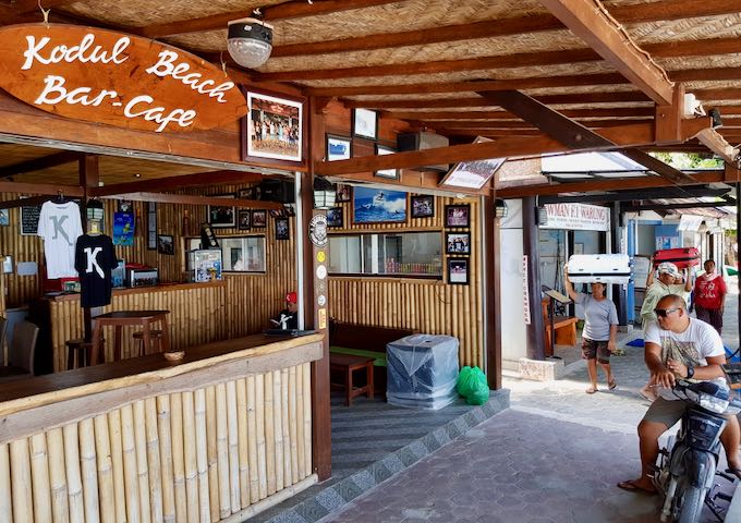 Kodul Beach Bar & Café is an excellent hangout down the steps to the village.