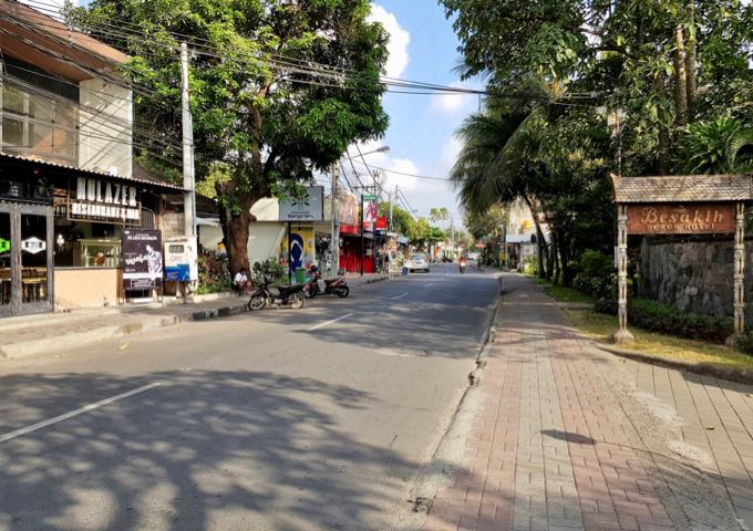The hotel is located off the main road in the relaxed region of Sanur.