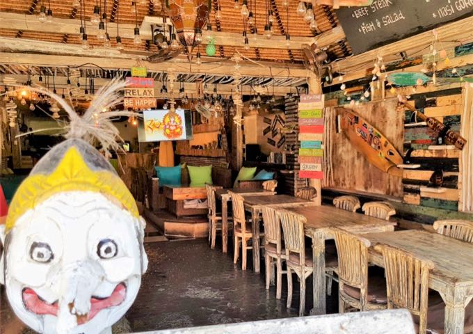 Funky Ulu cafe nearby serves good Thai food.