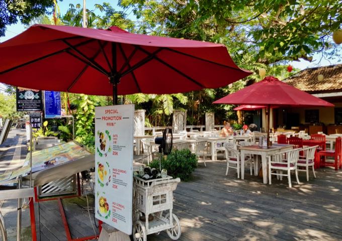 Red Manna nearby offers daily specials and plenty of shade.