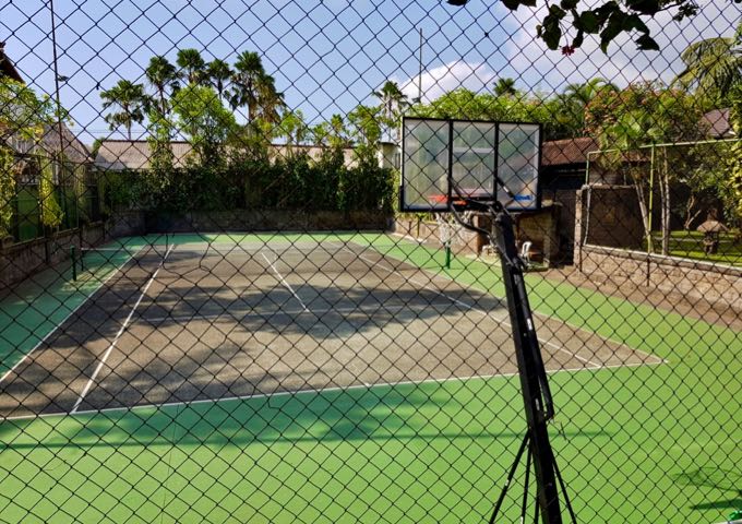 The resort features a basketball cum tennis court for children.