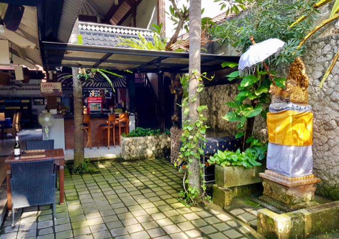 Rasa Senang nearby also hosts cooking classes by its renowned chefs.