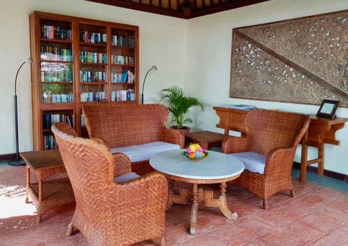 The reading room is also very pleasant.