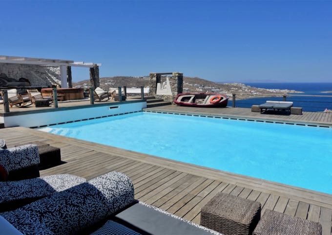 The pool and jacuzzi terrace offer fantastic sea views.