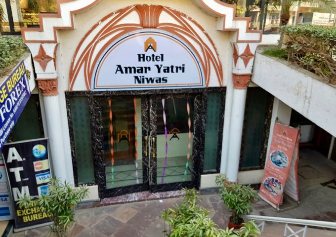Hotel Amar Yatri Niwas nearby serves good value thalis.