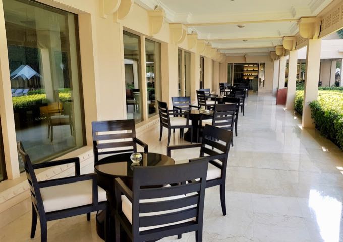 Trident Agra offers a lovely restaurant with poolside seating and is within walking distance of the hotel.