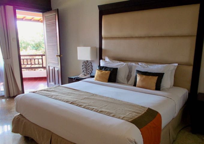 The spacious rooms and suites have broad balconies/verandas.