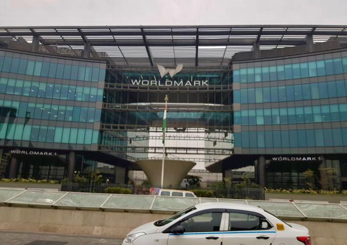 The Worldmark 1, 2, and 3 malls dominate central Aerocity.