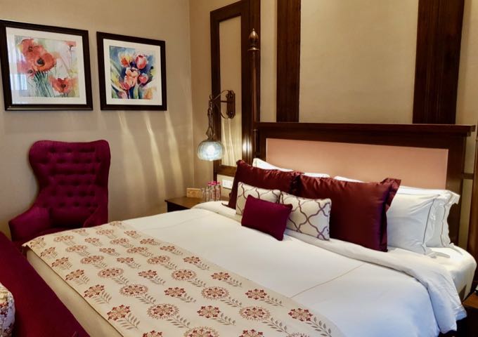 All accommodations have delightful linen, art, and furnishings.