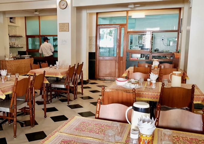 Chitra Cafeteria in the nearby Arya Niwas guesthouse is delightful.