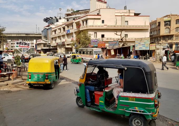 Guests can easily find an auto-rickshaw near the guesthouse.