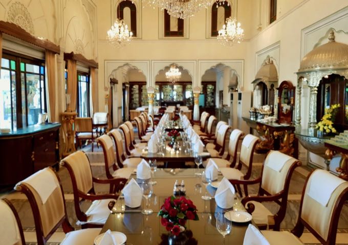 Swapna Mahal features imperial furniture, crystal chandeliers, and even a crockery museum.