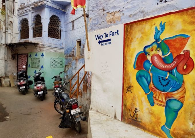 The directions to the Mehrangarh Fort are easy to find.