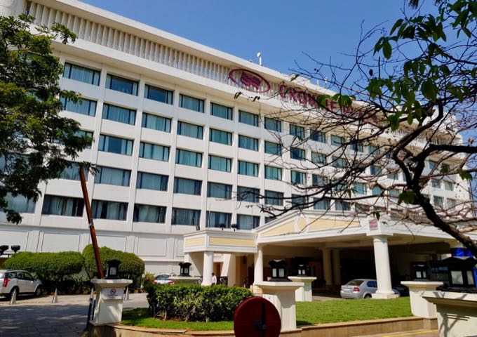 Review of hotel Crowne Plaza Adyar Park in Chennai, India.