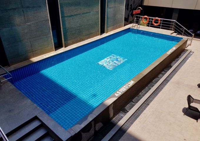 The business-oriented hotel has a small pool.
