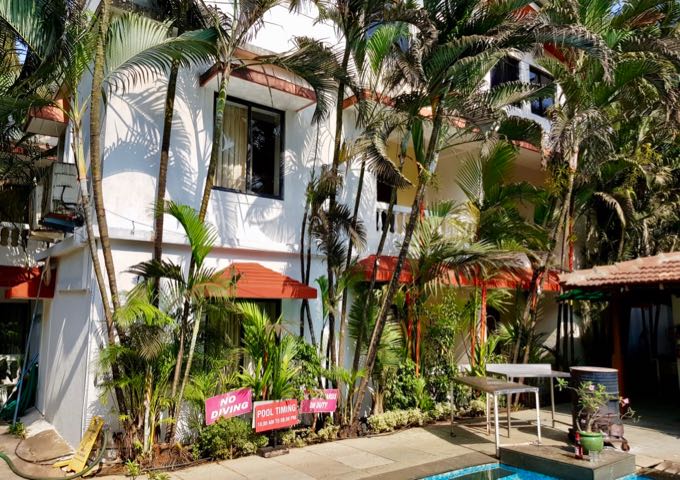 The resort has a very tropical vibe.