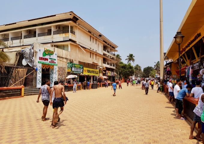 The main section of Calangute beach has several facilities.