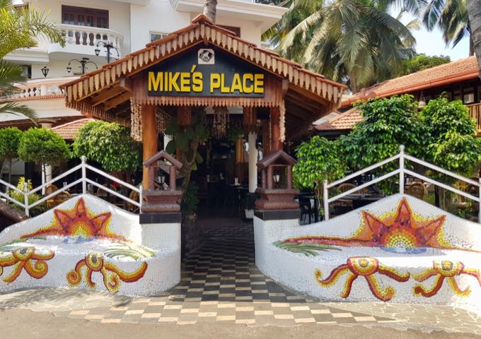 Mike’s Place is a long-time favorite in Cavelossim.
