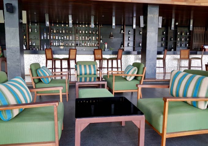 The Edge bar at Alila Diwa offers poolside seating.