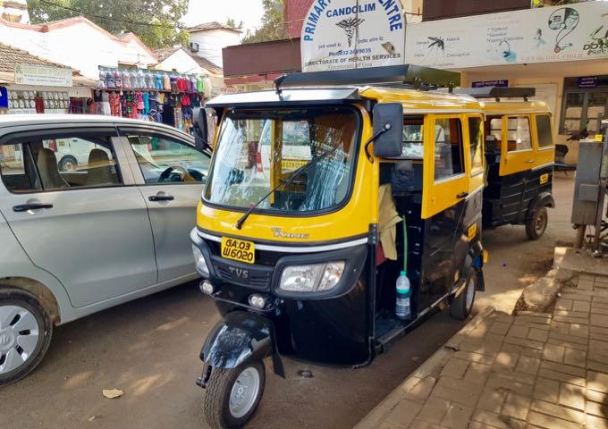There are a few auto-rickshaws in the area.