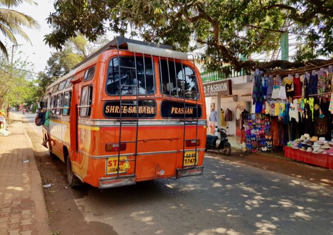 Buses offer connections to Candolim, Calangute, and Panjim.