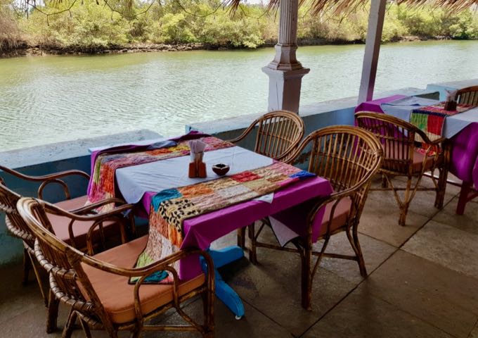 The Mayonna Creek Side café offers river-side seating.